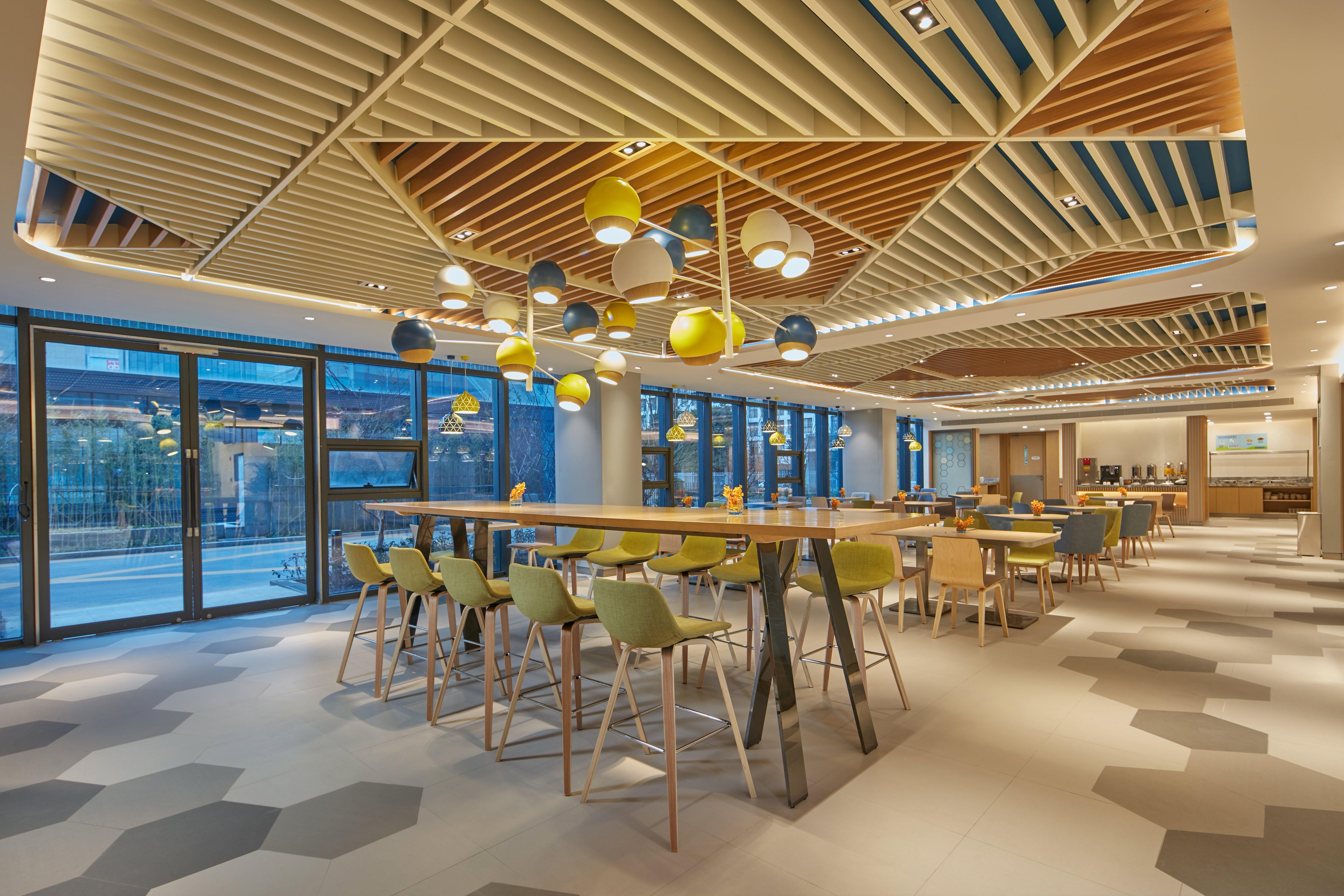 Holiday Inn Express Nantong Textile City By Ihg Εξωτερικό φωτογραφία